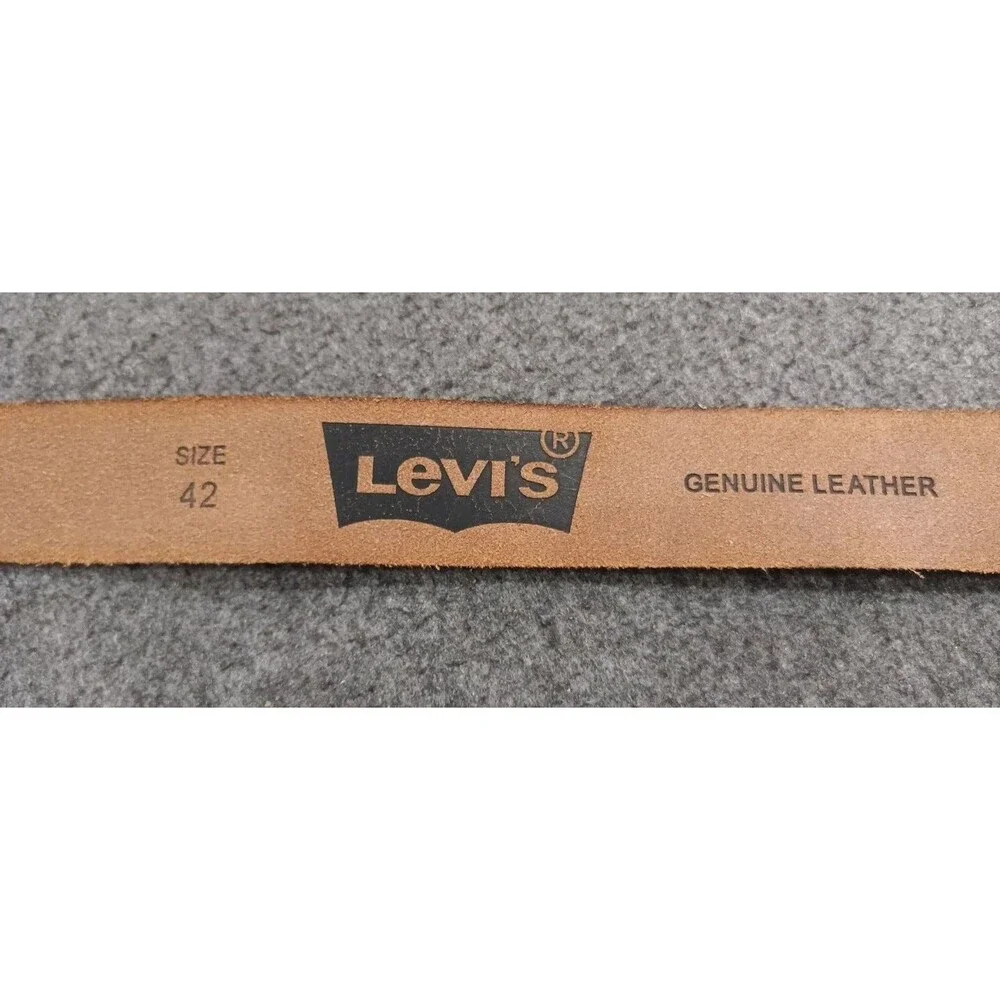 Levis Handcrafted Genuine Brown Leather Belt Size 42 New Pewter Color Buckle